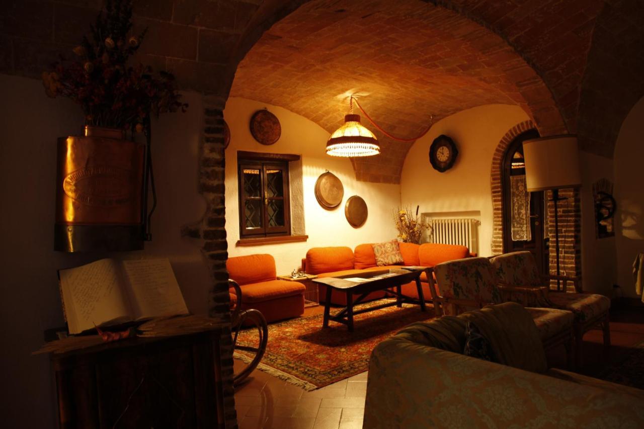 Sassi Bianchi Guest House Sensano Luaran gambar