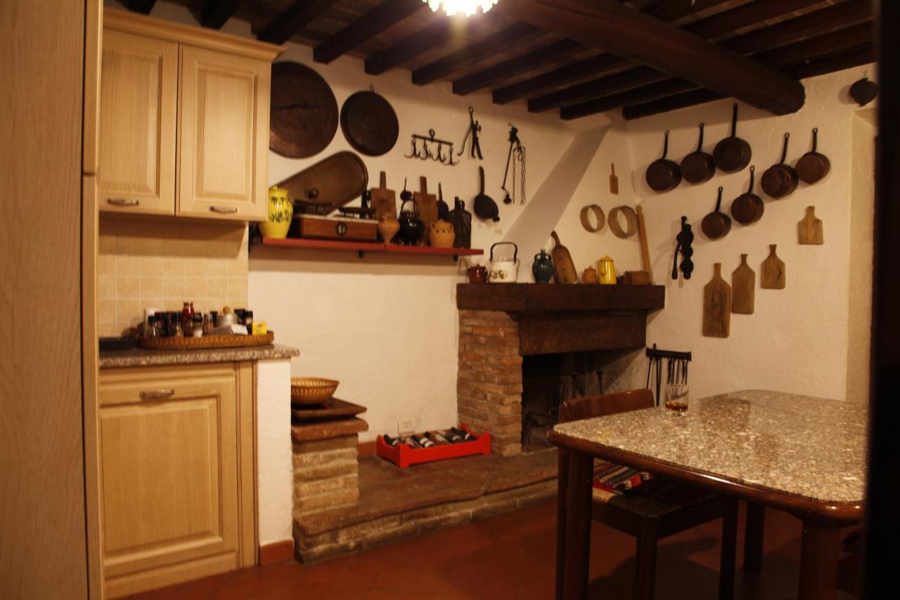 Sassi Bianchi Guest House Sensano Luaran gambar