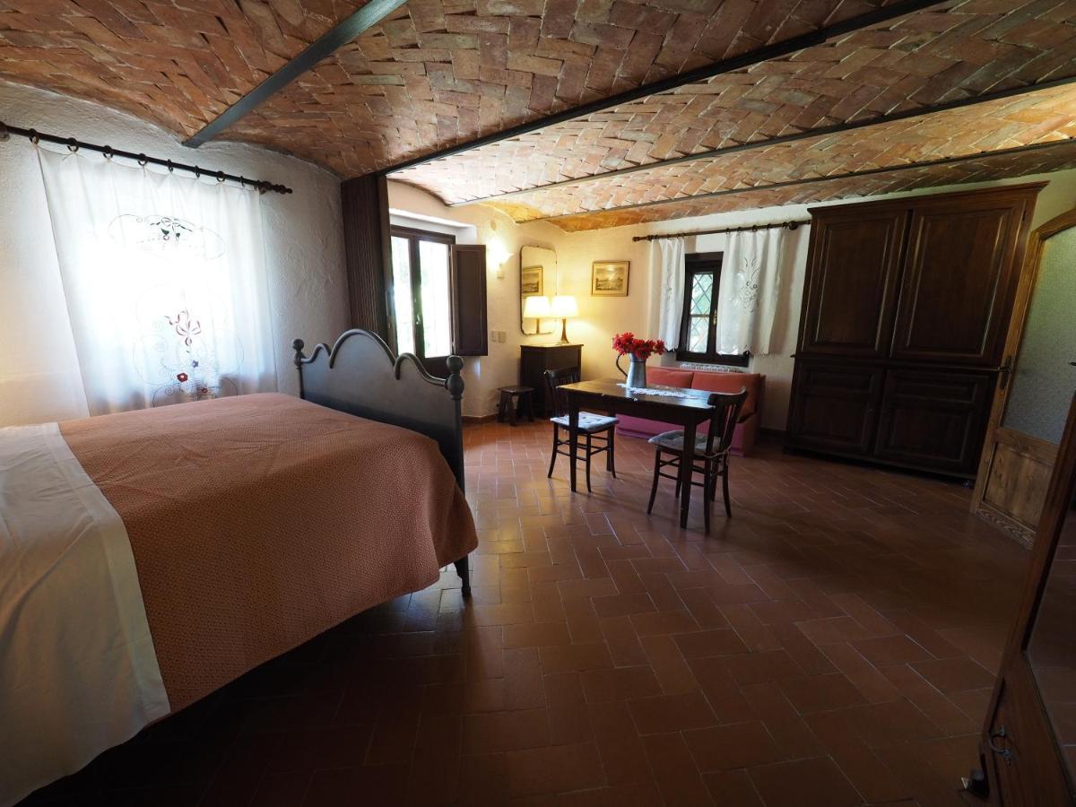 Sassi Bianchi Guest House Sensano Luaran gambar