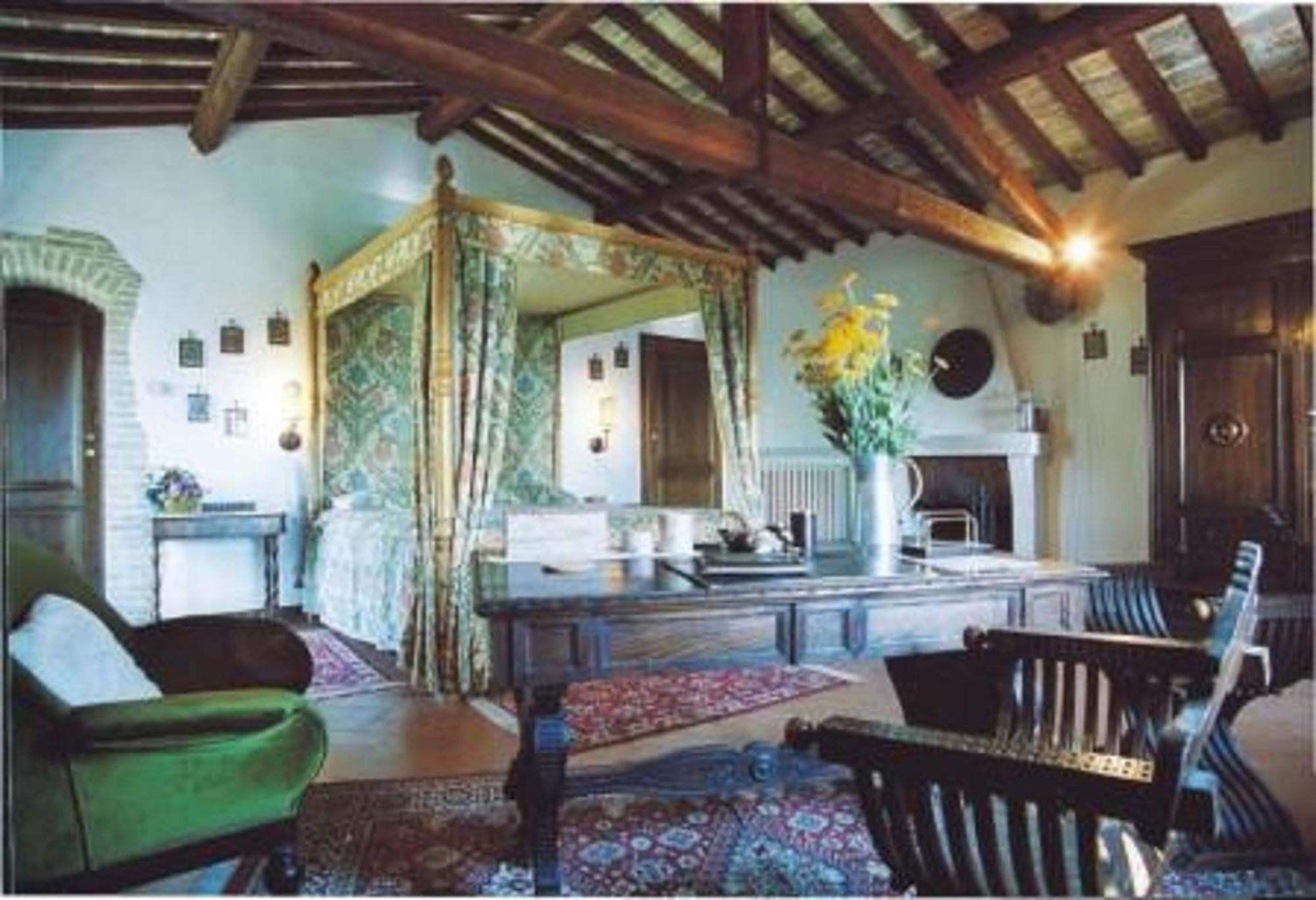 Sassi Bianchi Guest House Sensano Luaran gambar