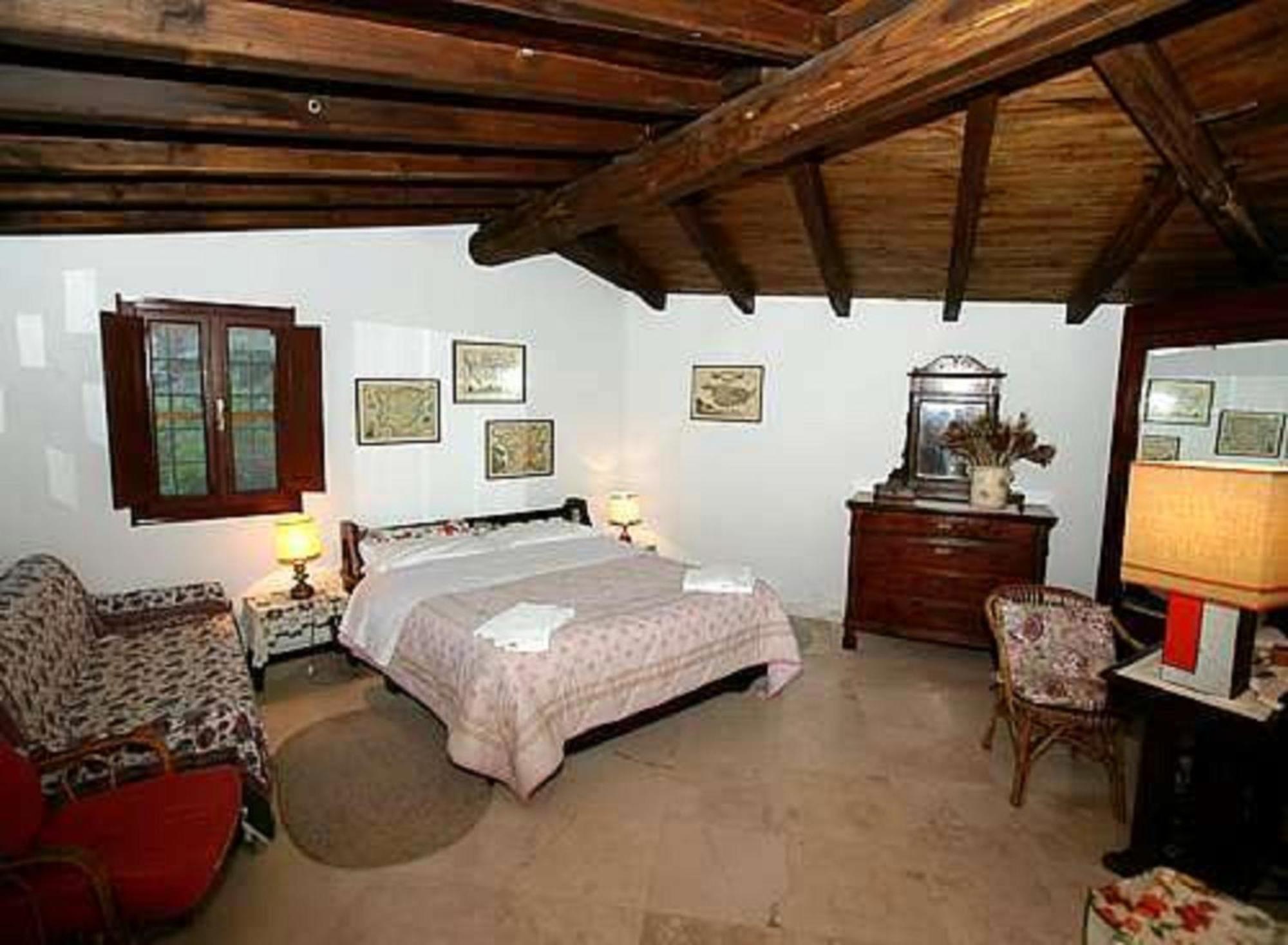 Sassi Bianchi Guest House Sensano Luaran gambar
