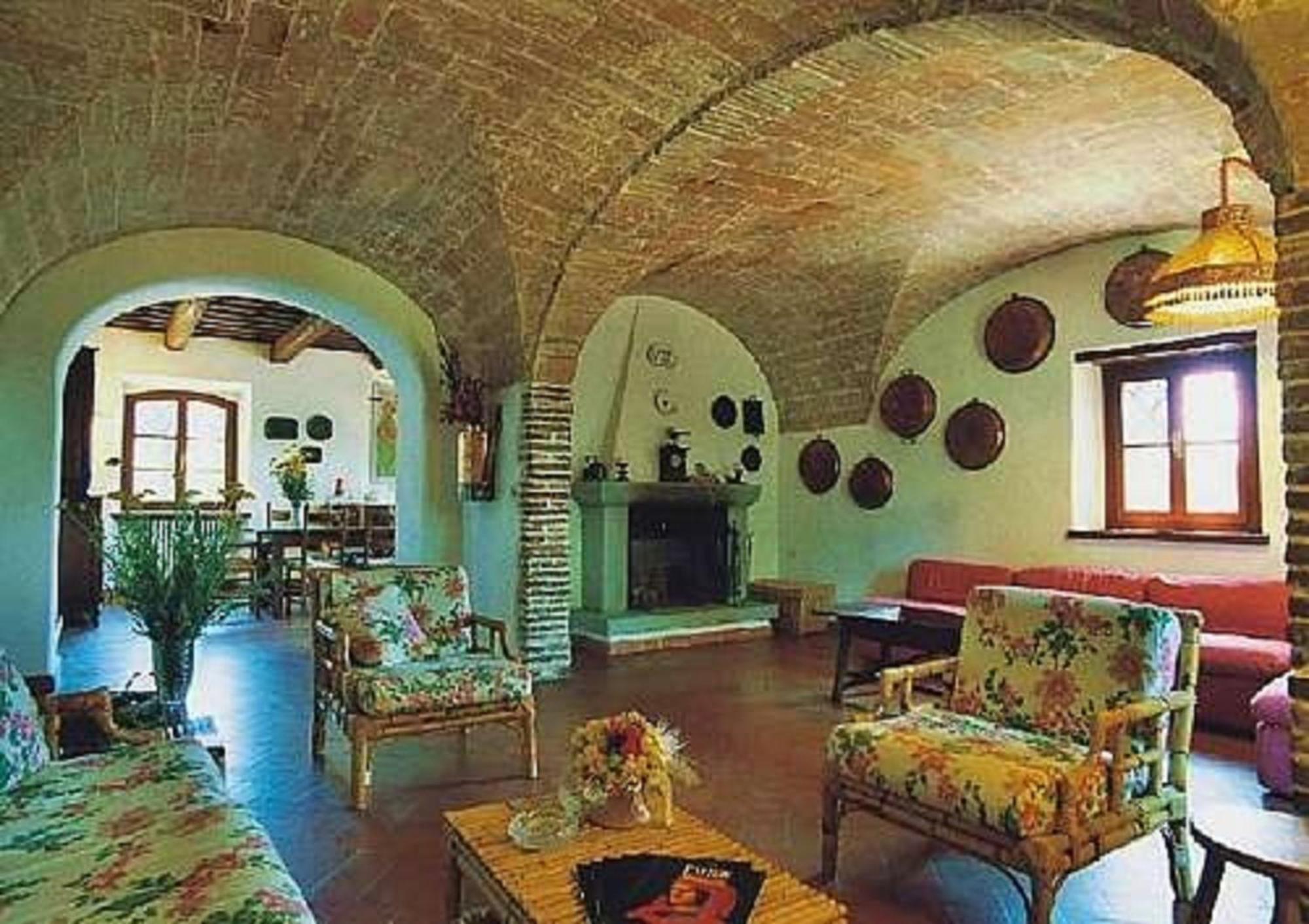 Sassi Bianchi Guest House Sensano Luaran gambar